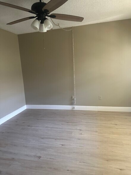 Building Photo - 14458 Reuter Strasse Cir