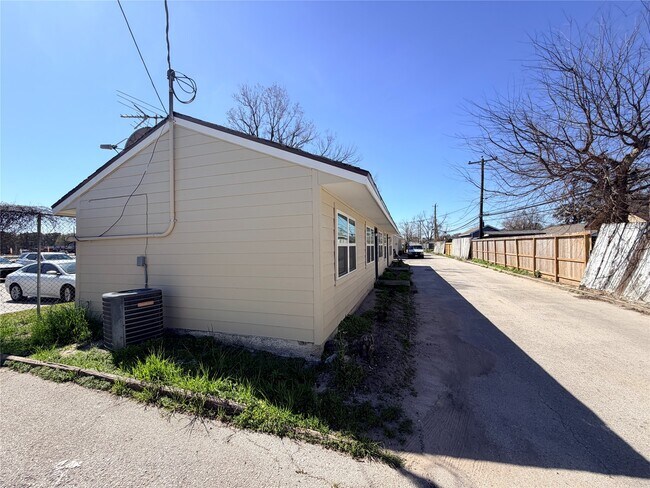 Building Photo - 12302 Boreas Dr