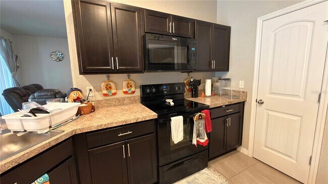 Building Photo - 358 Hibiscus Dr