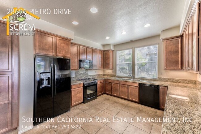 Building Photo - West Creek Townhome with 3 Bedrooms and Lo...