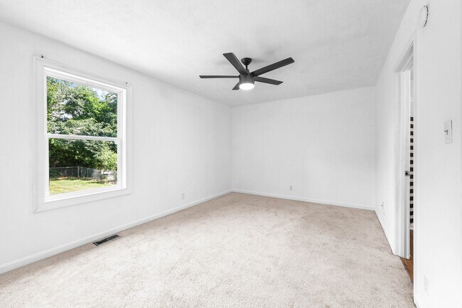 Building Photo - 741 Princeton Cir