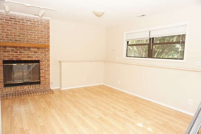 Building Photo - 3055 Timber Hill Ln