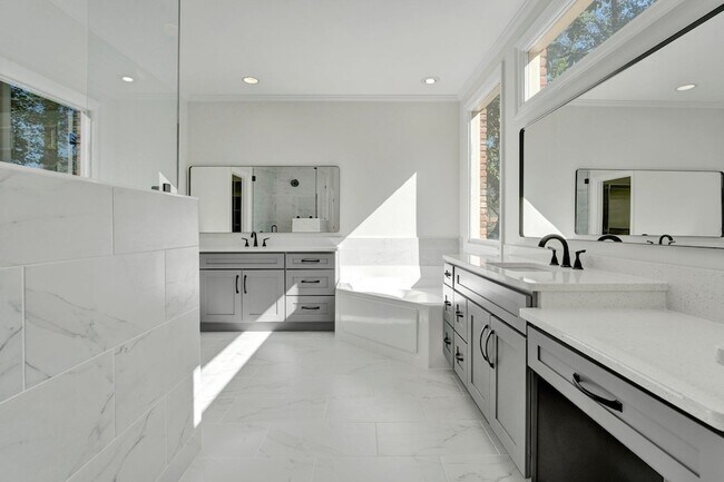 Building Photo - 4679 Walnut Grove Rd