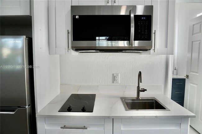 Building Photo - 15762 SW 102nd St