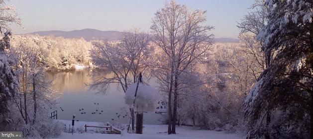 Building Photo - 307 Larkspur Rd