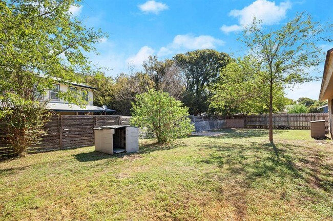 Building Photo - 3505 Rocky Hollow Trail