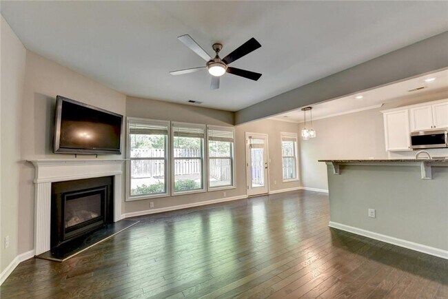 Building Photo - 7245 Heritage Oak Ct