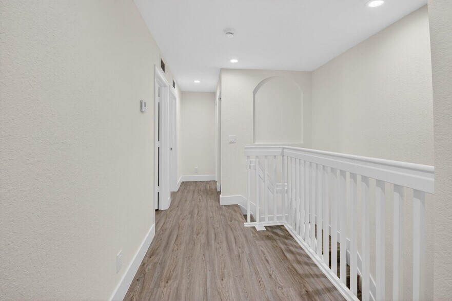 Building Photo - 4801 N Wickham Cir