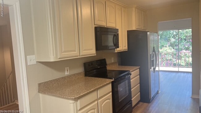 Building Photo - 5700 Meadow Wood Ln