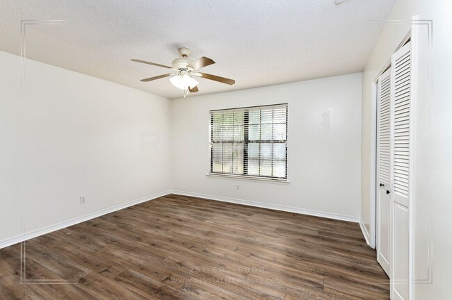 Building Photo - Beautifully Renovated 3 Bed 2 Bath Home in Theodore