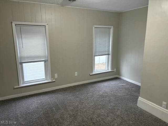 Building Photo - 346 2nd St NE