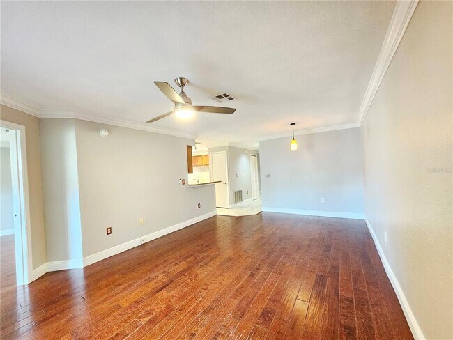 Building Photo - 7838 Sugar Bend Dr
