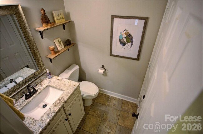 Building Photo - 3806 Bridgewood Ln