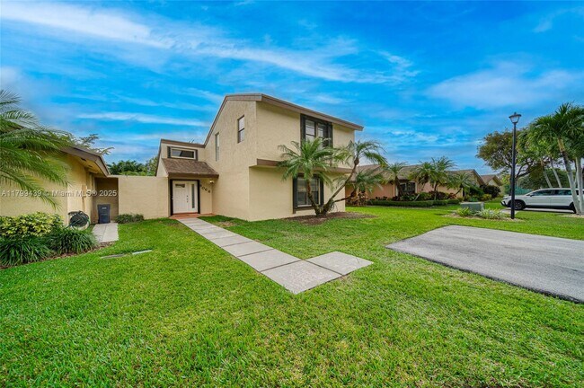 Building Photo - 9068 SW 129th Ln