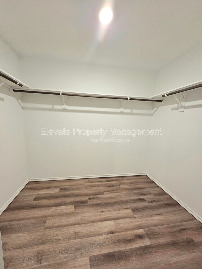 Building Photo - 3805 Palmetto Bluff Dr