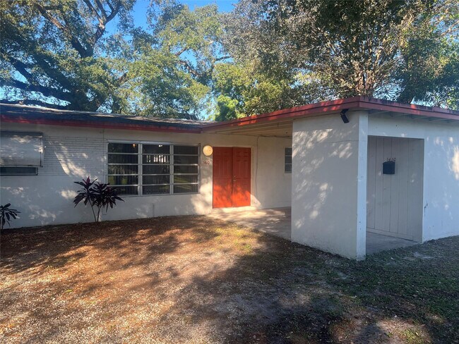 Building Photo - 1410 N 65th Ave