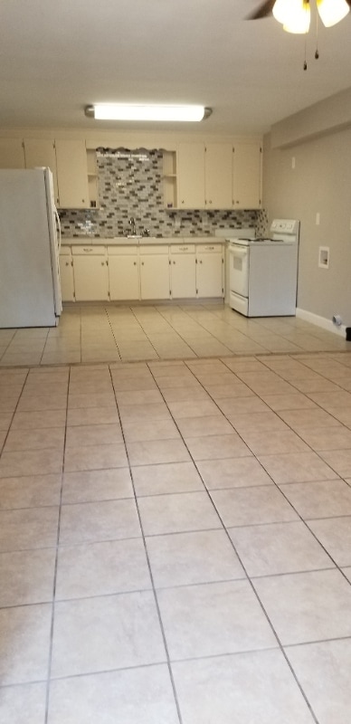 Building Photo - 301 Culbreth Ave