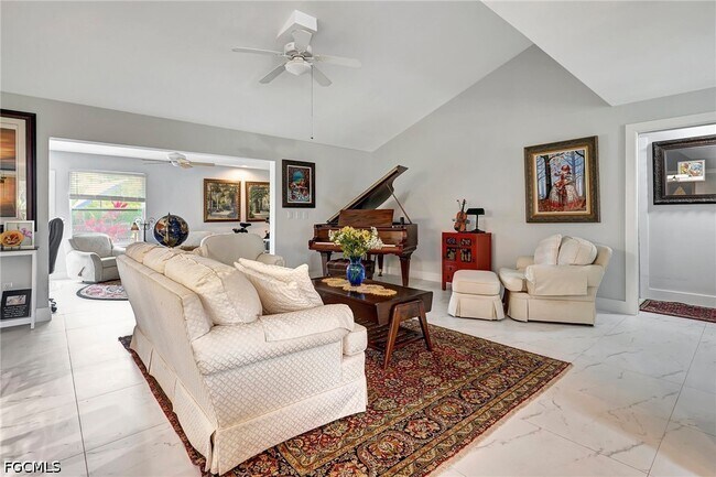 Building Photo - 787 Overiver Dr