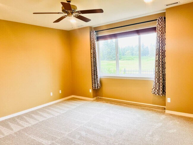 Building Photo - 8333 Camano Loop NE