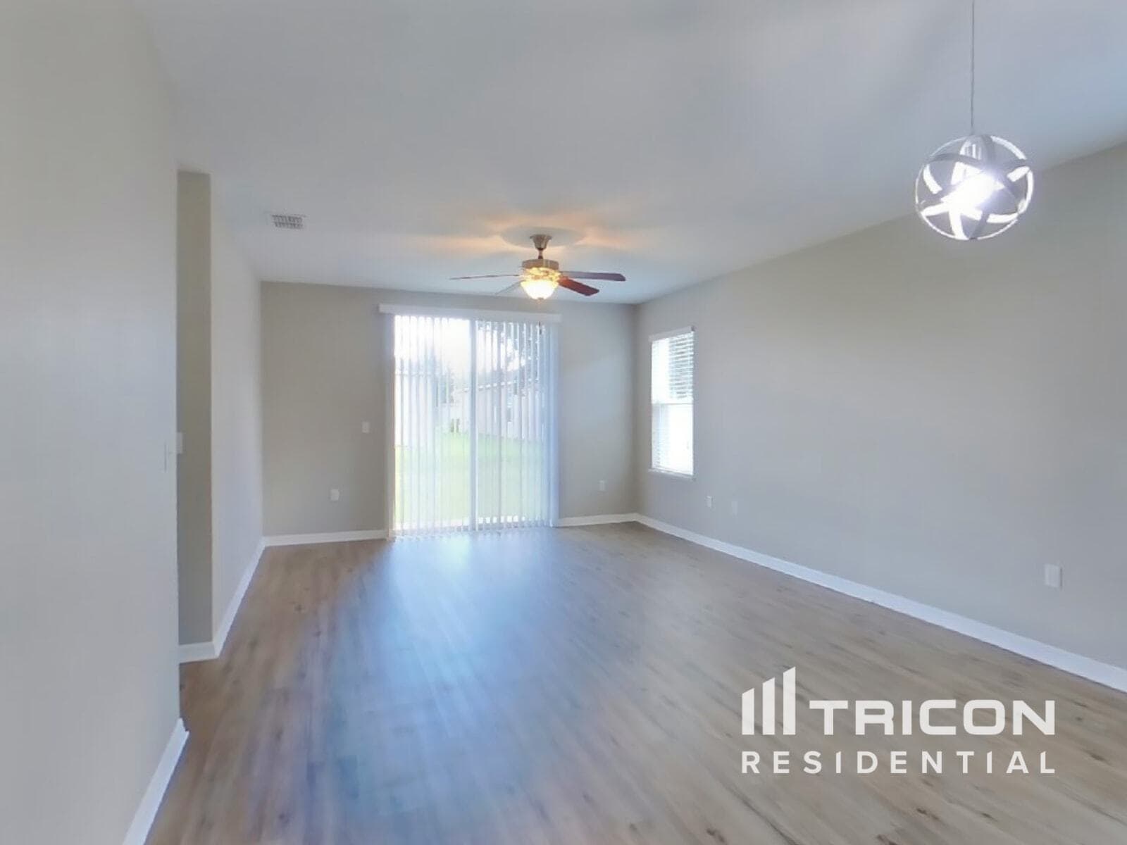 Building Photo - 1617 Tamarind Rd