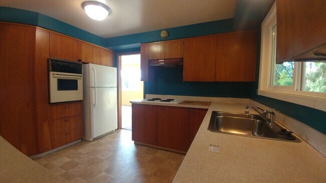 Building Photo - 1415e3