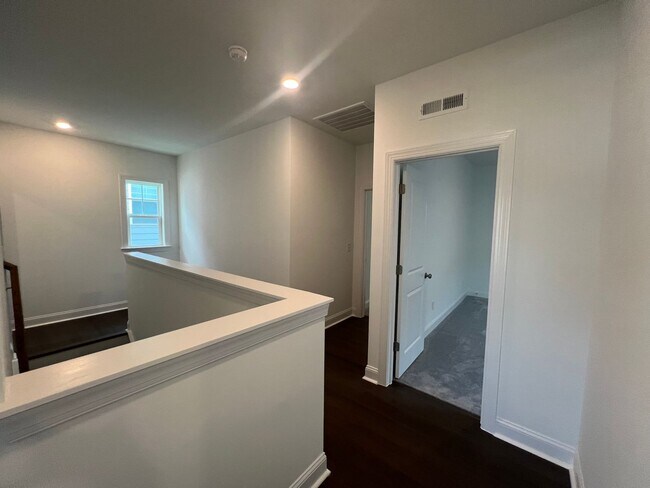 Building Photo - 1577 Goldfinch Perch Ln