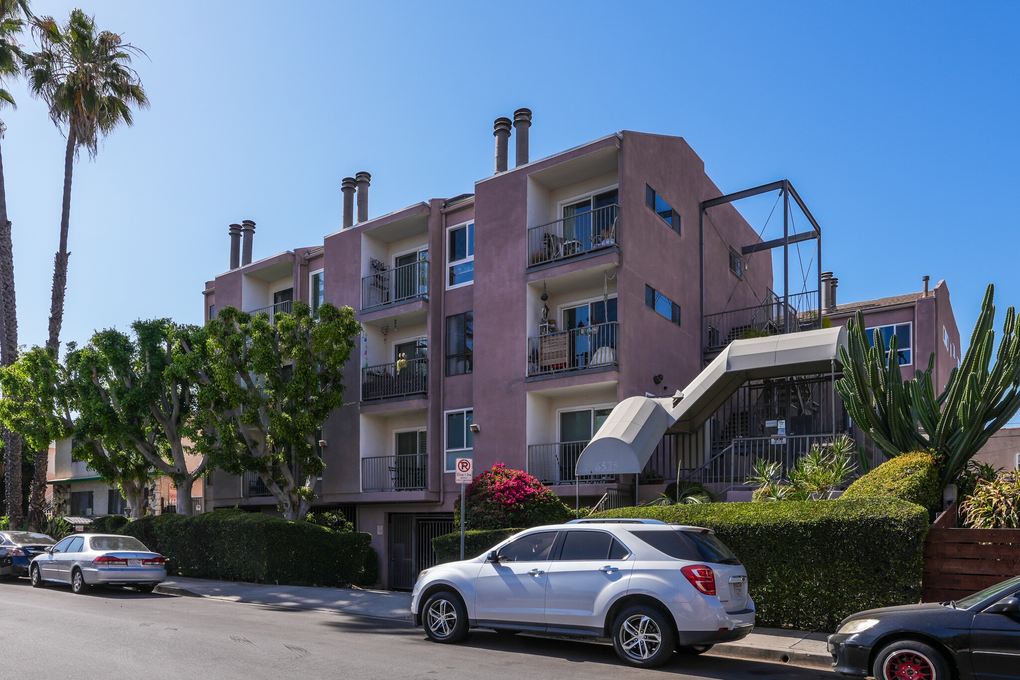 Building Photo - 6525 La Mirada Ave