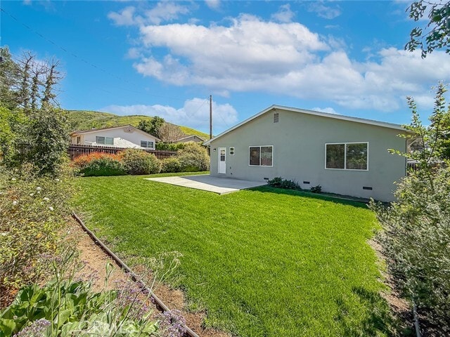 Building Photo - 51 Quinta Vista Dr