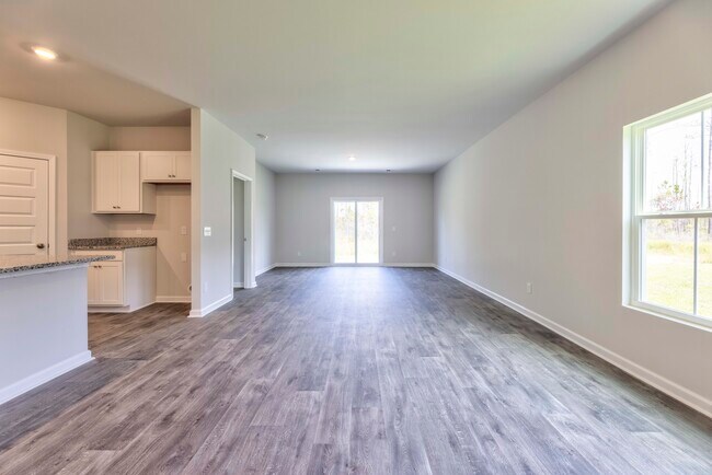 Building Photo - The Preserve at Hilton Head Lakes