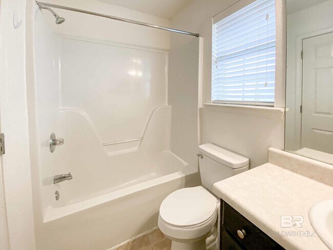 Building Photo - 9841 Watkins Dr