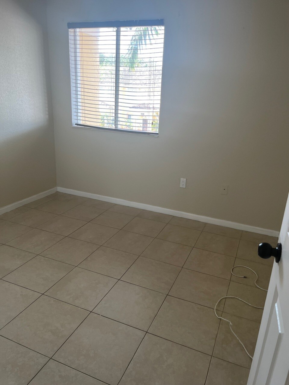 Building Photo - 2819 SE 15th Rd