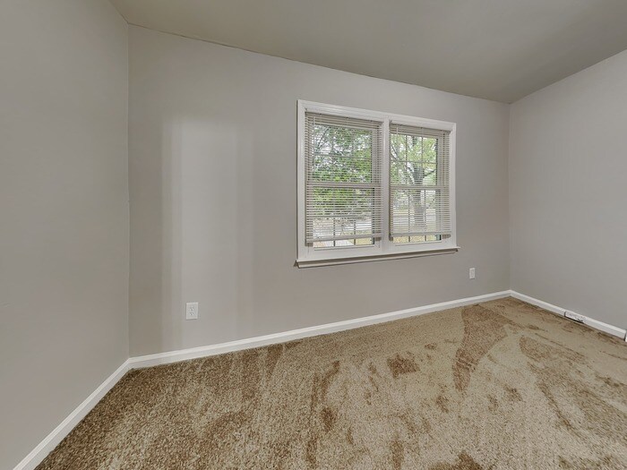 Building Photo - 5519 Carlingford Ct