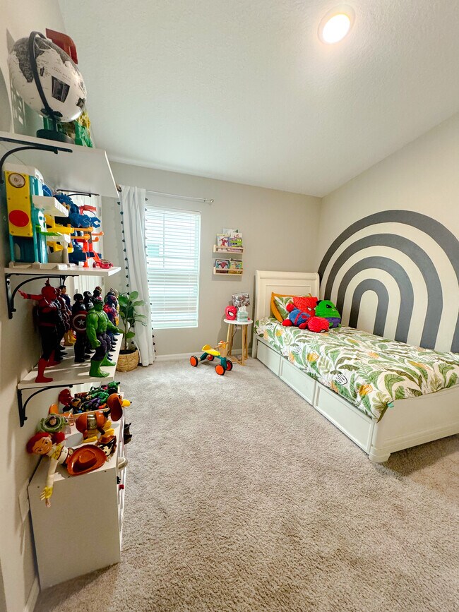 Building Photo - 5670 Arlington River Dr