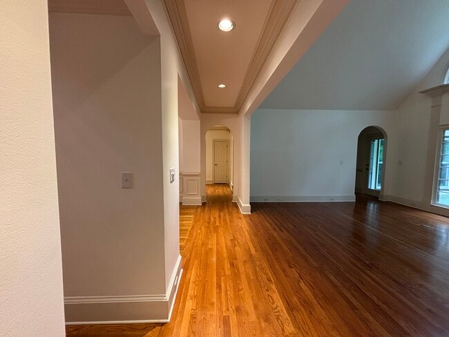 Building Photo - 10615 Honey Brook Cir