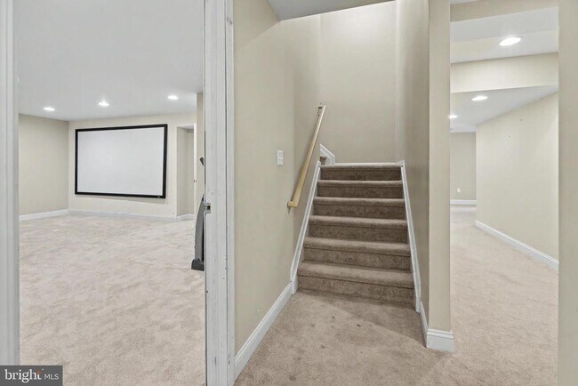 Building Photo - 228 Leffler Cir