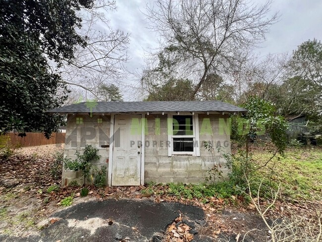 Building Photo - 1348 Ramblin Rd