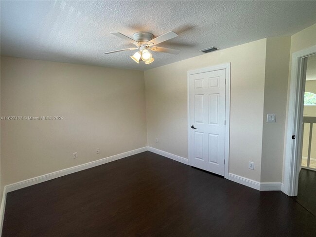 Building Photo - 3440 Carlton Ln