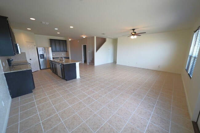 Building Photo - 3730 Acorn Pl