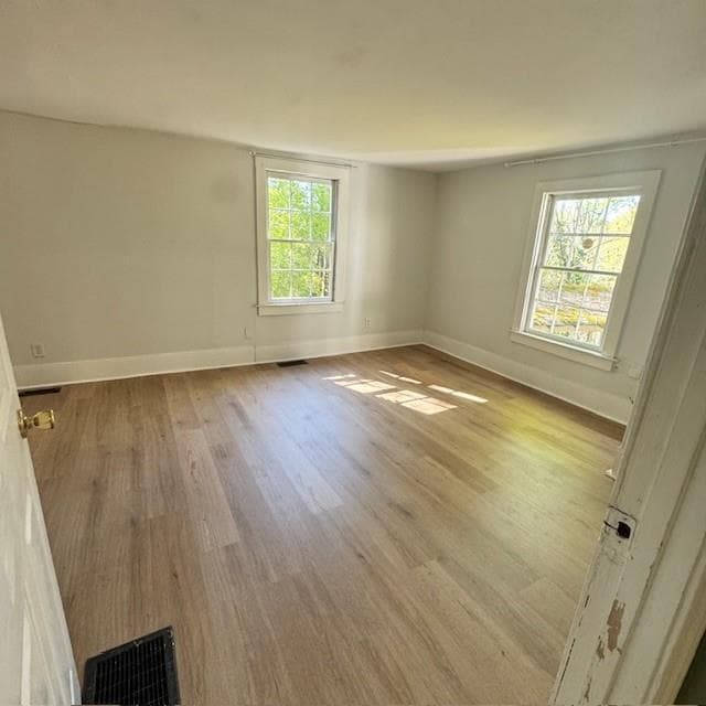 Building Photo - 2344 Ripplewater Dr SE