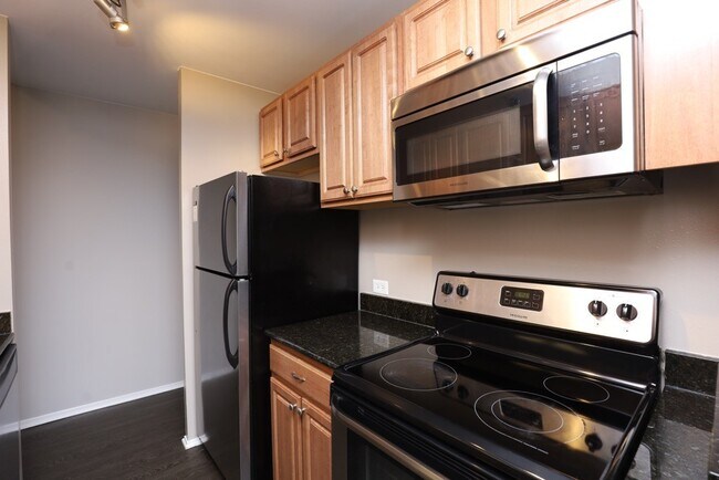 Building Photo - 4334 N Hazel St