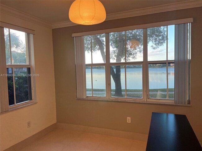 Building Photo - 4700 SW 160th Ave