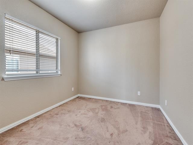 Building Photo - 4514 Periwinkle Dr