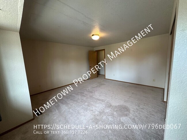 Building Photo - 5943 55th Way SE