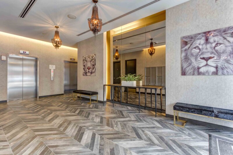 Building Photo - 1840 W Chicago Ave