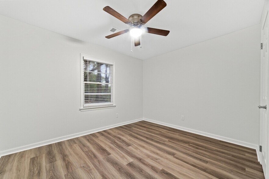 Bedroom 2 - 138 Braly Dr