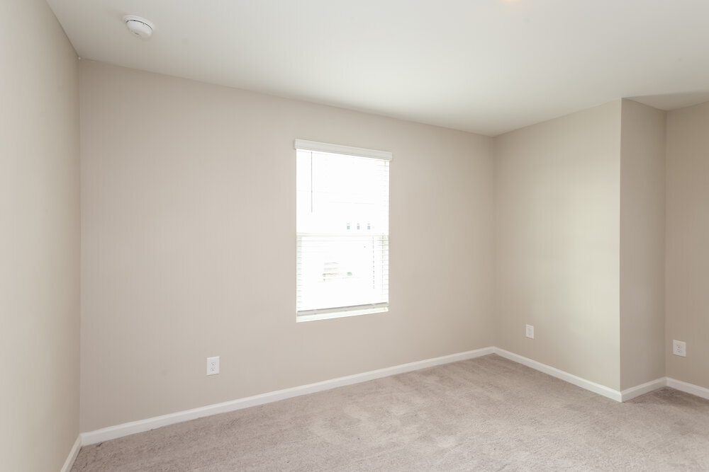 Building Photo - 567 Knightsbridge Ln