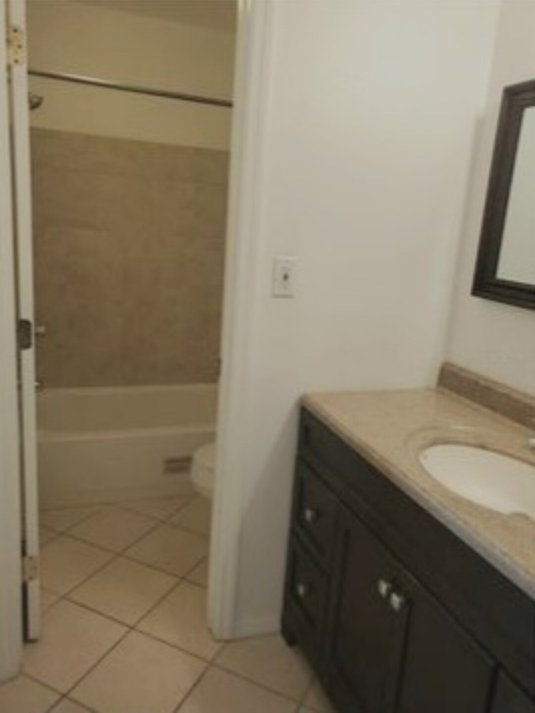 Building Photo - 7609 La Mesita Ct