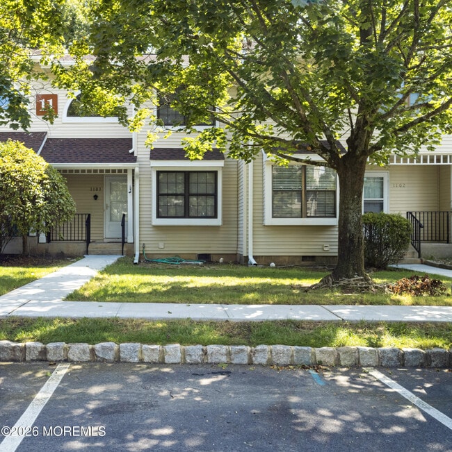Building Photo - 1103 Arlington Dr