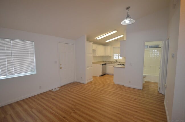 Building Photo - 3838 43rd St