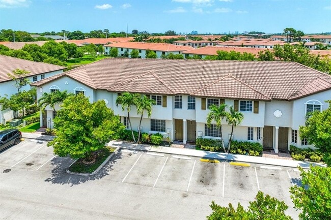 Building Photo - 4140 Napoli Lake Dr